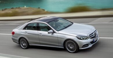 Descargar Manual MERCEDES BENZ CLASE E SEDAN WAGON 2013 de Usuario GRATIS