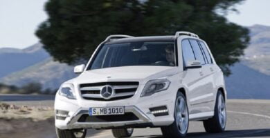 Descargar Manual MERCEDES BENZ CLASE GLK 2013 de Usuario GRATIS