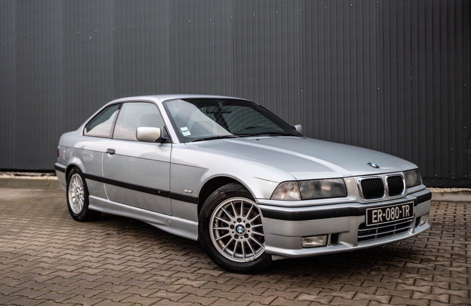 Descargar Catalogo de Partes BMW 318is E36 1998 AutoPartes y Refacciones