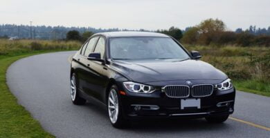 Descargar Catalogo de Partes BMW 320i xDrive Sedan 2014 AutoPartes y Refacciones