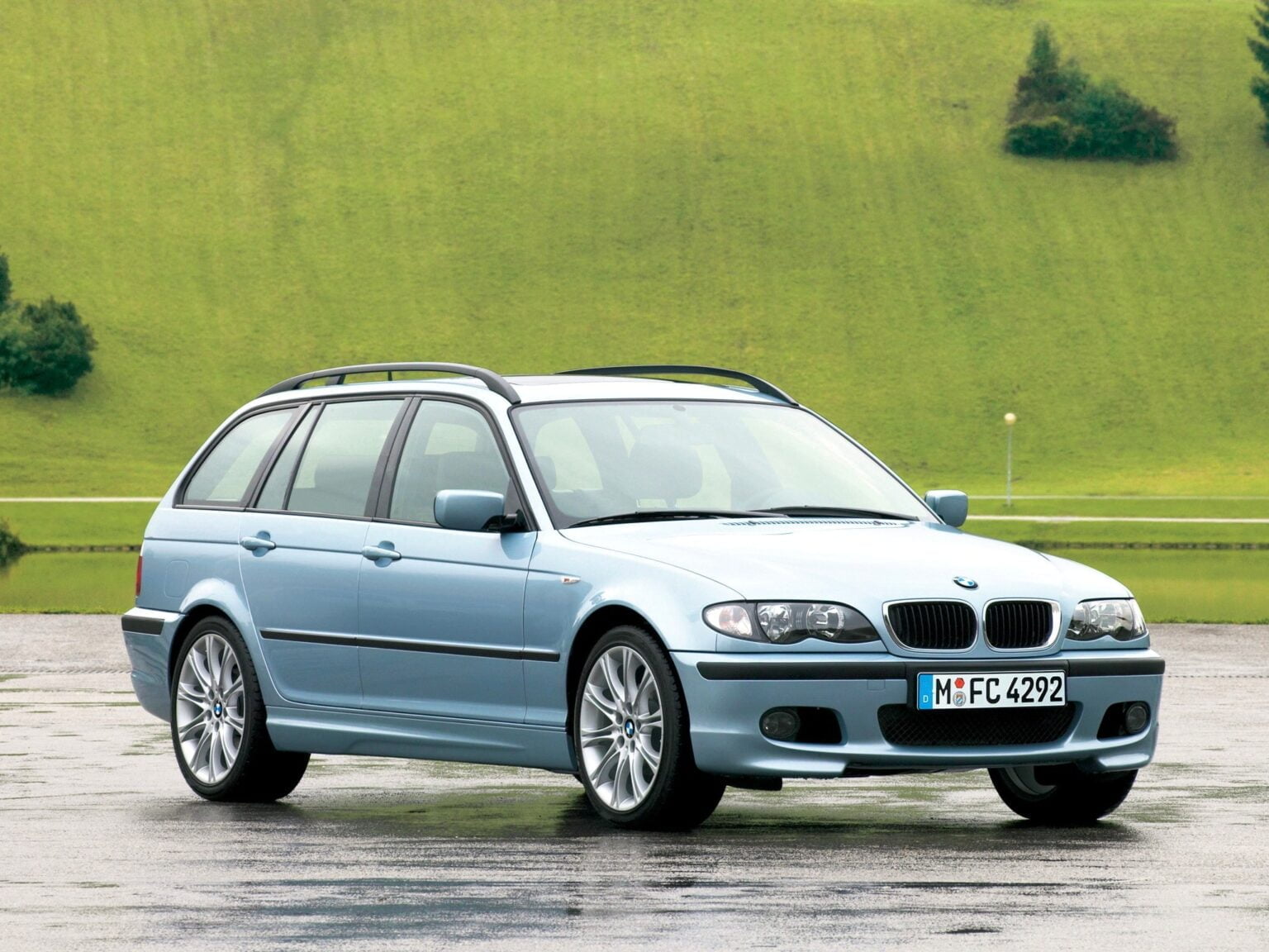 Descargar Catalogo de Partes BMW 325i Wagon 2003 AutoPartes y Refacciones
