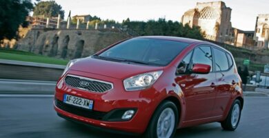 KIA VENGA 2013 Manual de Reparación GRATIS