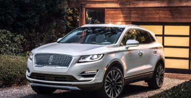 Descargar Manual LINCOLN MKC 2018 de Usuario en PDF Gratis