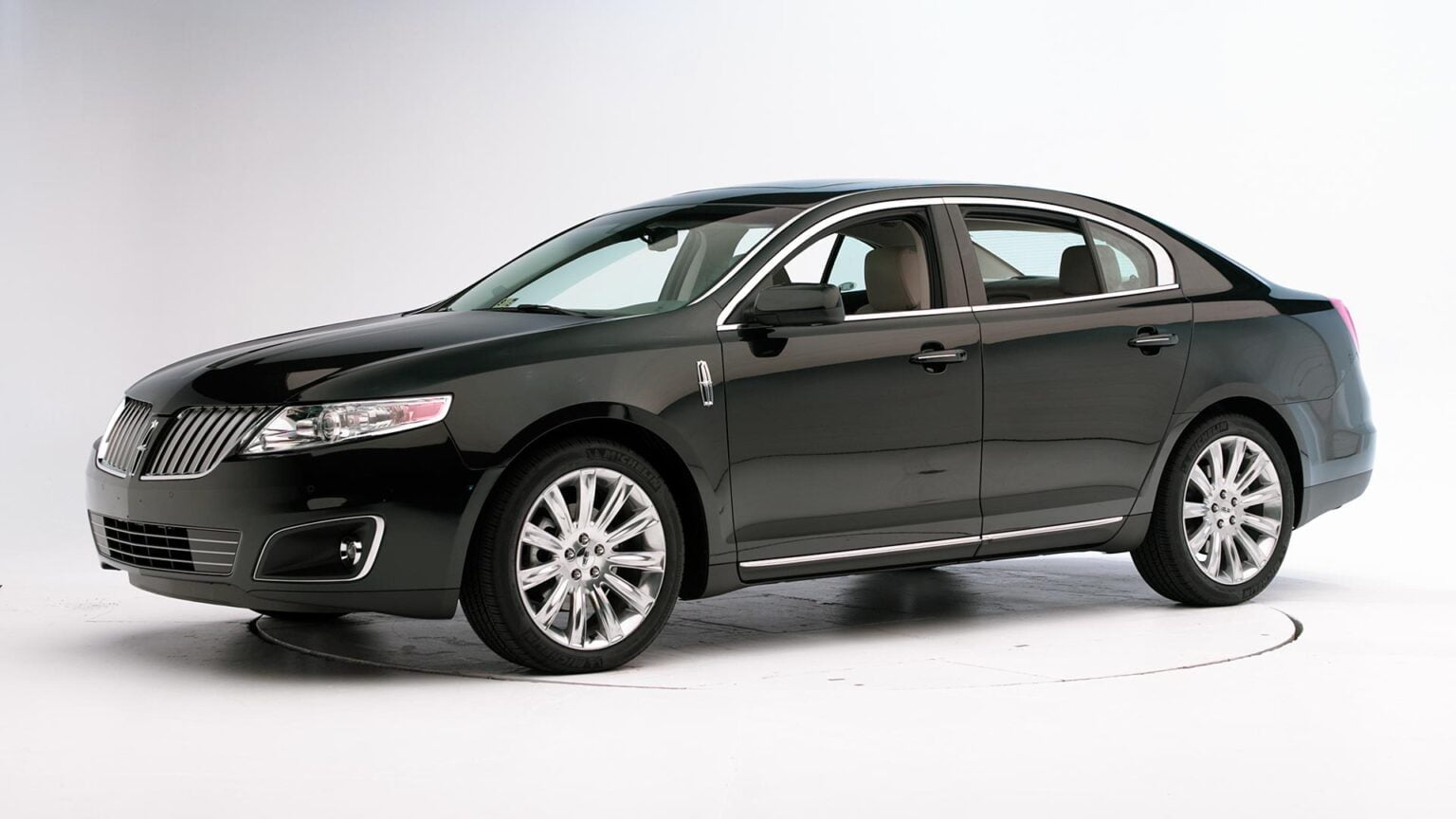 Descargar Manual LINCOLN MKS 2010 de Usuario en PDF Gratis