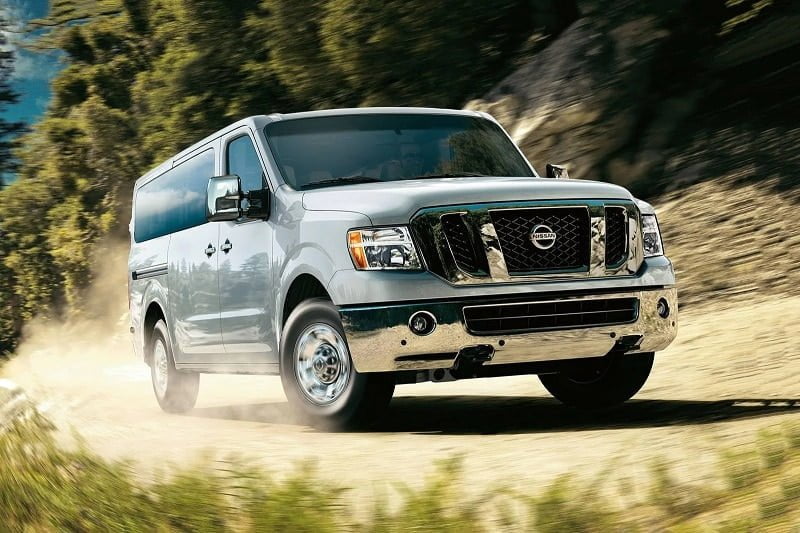 Descargar Manual de Propietario NISSAN NV passenger 2020 en PDF Gratis