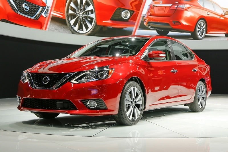 Descargar Manual de Propietario NISSAN Sentra 2016 en PDF Gratis