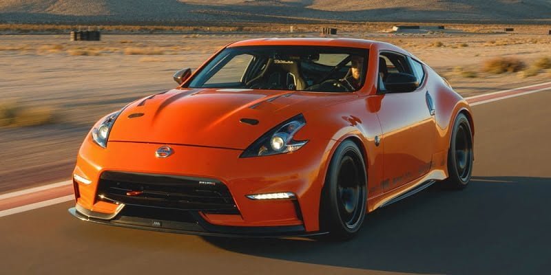 Descargar Manual de Propietario NISSAN Z coupe 2019 en PDF Gratis