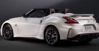 Descargar Manual de Propietario NISSAN Z roadster 2015 en PDF Gratis