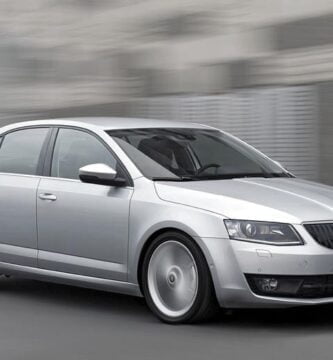 Descargar Manual SKODA OCTAVIA 2013 de Reparación y Servicio