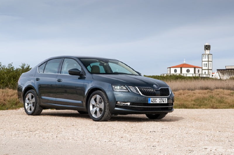 Descargar Manual SKODA OCTAVIA 2017 de Reparación y Servicio