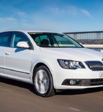 Descargar Manual SKODA SUPERB 2014 de Reparación y Servicio