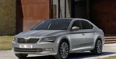 Descargar Manual SKODA SUPERB 2017 de Reparación y Servicio