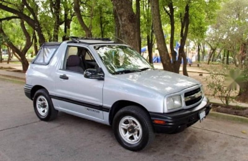 Descargar Catalogo de Partes CHEVROLET TRACKER 2000 AutoPartes y Refacciones