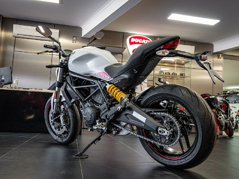 Descargar Manual Moto DUCATI MONSTER 659 2021 de Usuario PDF GRATIS