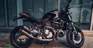 Descargar Manual Moto DUCATI MONSTER 821 DARK 2020 de Usuario PDF GRATIS