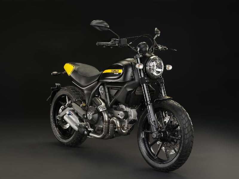 Descargar Manual Moto DUCATI SCRAMBLER FULL THROTTLE 2017 de Usuario PDF GRATIS