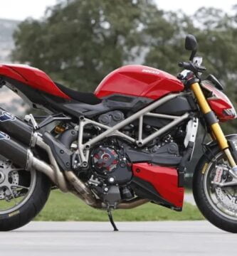 Descargar Manual Moto DUCATI STREETFIGHTER 2011 de Usuario PDF GRATIS