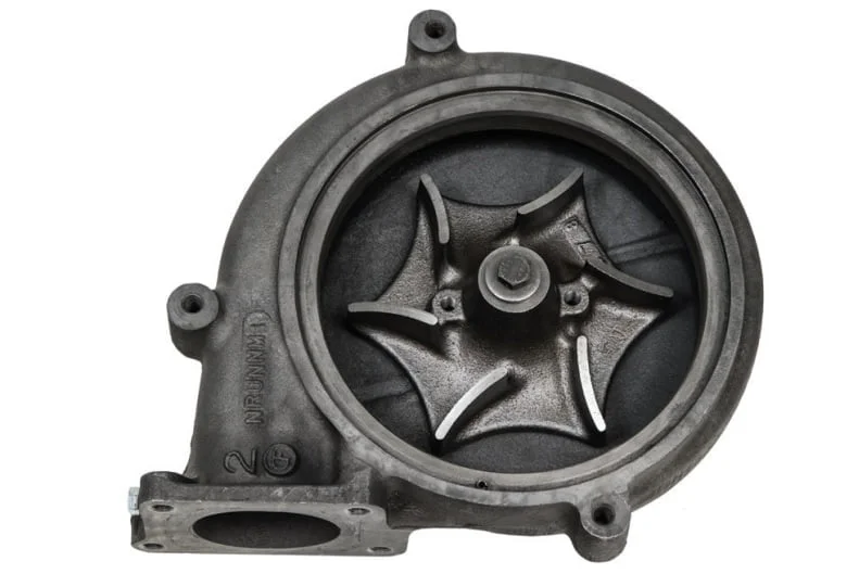 Cambio de la Bomba de Agua de la Maquina Miniexcavadora 303C