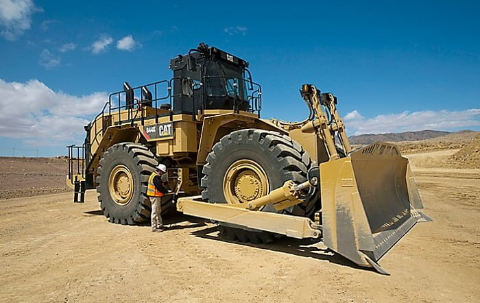 Tractor Topador de Ruedas 844H Manual de Reparación y Partes