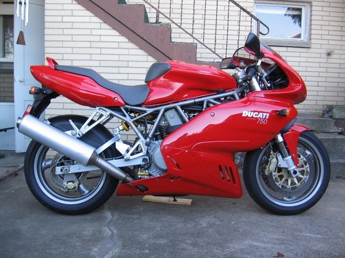 Descargar Manual de Moto Ducati 750 Sport 2002 DESCARGAR GRATIS