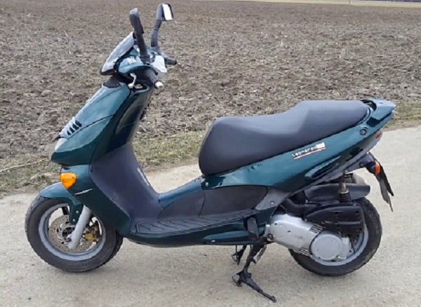 Manual Moto Aprilia Leonardo 150 de Usuario Descarga en PDF GRATIS