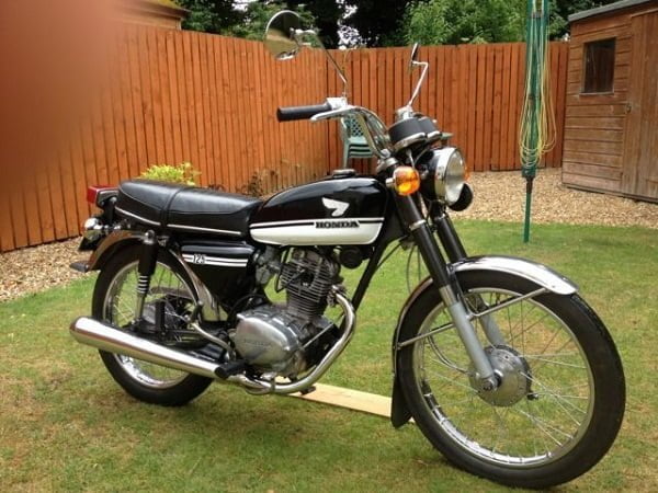 Descargar Manual Moto Honda CB 125 1972 Reparación y Servicio