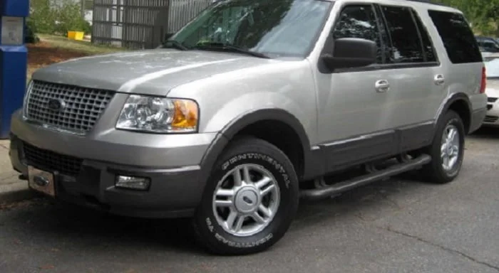 Diagramas Eléctricos Ford Expedition 2005 - Bandas de Tiempo y Distribución