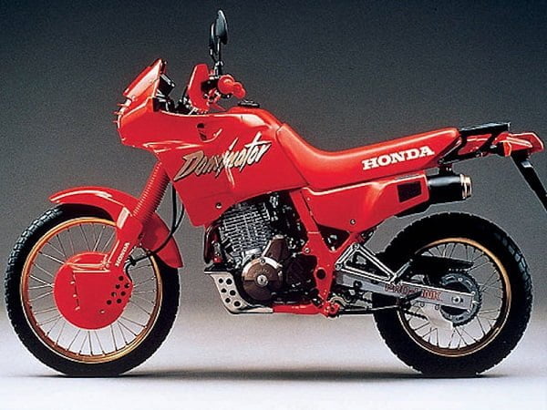Descargar Manual Moto Honda NX 650 1988 Reparación y Servicio