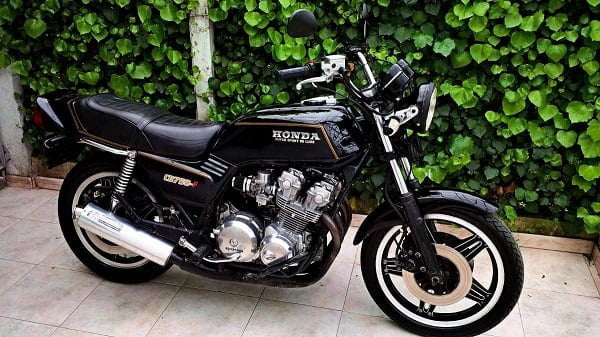 Descargar Manual Moto Honda SS 750 2003 Reparación y Servicio