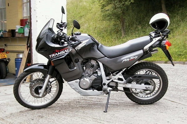 Descargar Manual Moto Honda XL 650 V Transalp 1987 Reparación y Servicio