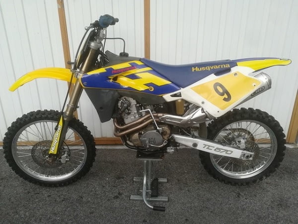 Descargar Manual Moto Husqvarna TE 570 2002 de Usuario Descarga en PDF GRATIS
