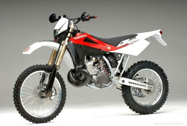 Descargar Manual Moto Husqvarna WR 250 2006 de Usuario Descarga en PDF GRATIS