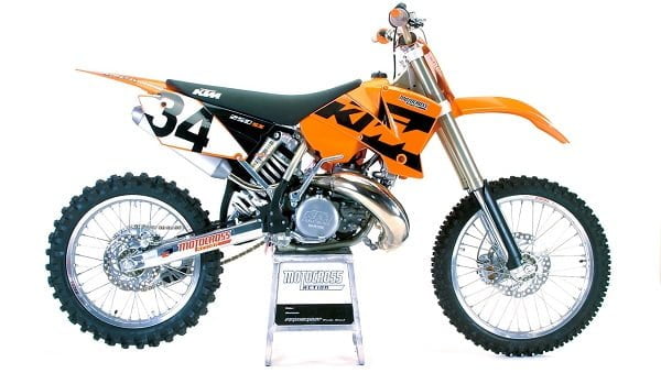 Descargar Manual Moto KTM 250 2004 Reparación y Servicio