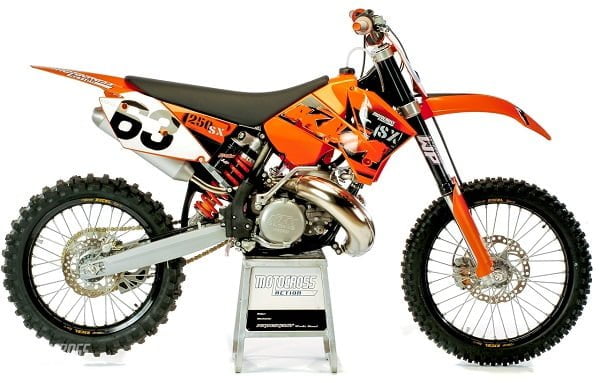 Descargar Manual Moto KTM 250 2006 Reparación y Servicio