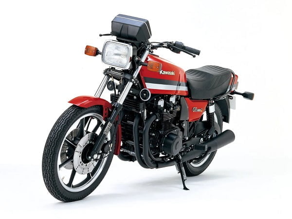 Descargar Manual Moto Kawasaki GPZ 1100 E Reparación y Servicio