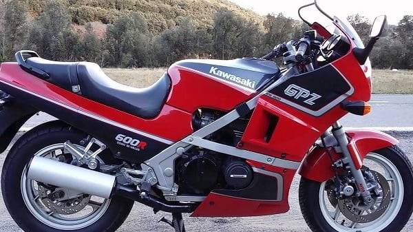 Descargar Manual Moto Kawasaki GPZ 600 R 1994 Reparación y Servicio