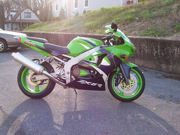 Descargar Manual Moto Kawasaki ZX 6R 1999 Reparación y Servicio