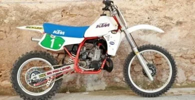 Descargar Manual Moto KTM 250 MXC 1984 Reparación y Servicio