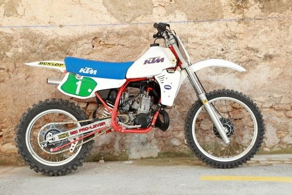 Descargar Manual Moto KTM 250 MXC 1984 Reparación y Servicio