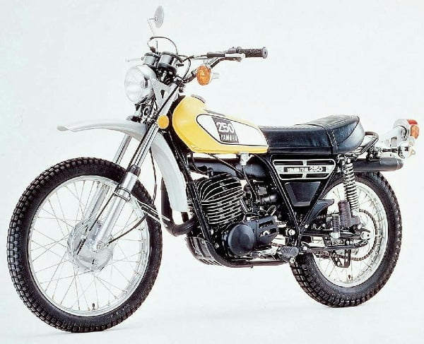 Descargar Manual Moto Yamaha DT 250 B DESCARGAR GRATIS