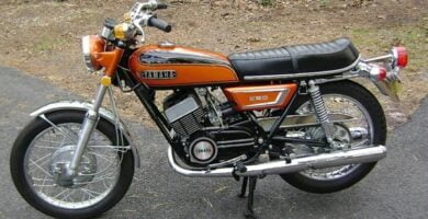 Descargar Manual Moto Yamaha R5C 1972 Reparación y Servicio