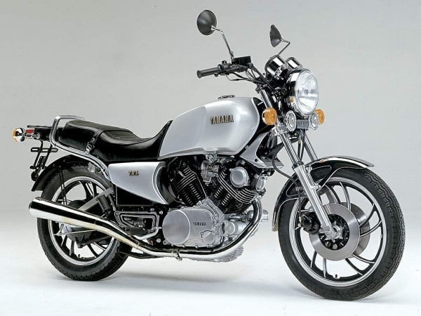 Descargar Manual Moto Yamaha V Twins 1981 de Usuario Descarga en PDF GRATIS