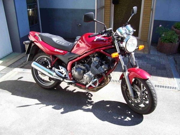 Descargar Manual Moto Yamaha XJ 600 1992 Reparación y Servicio