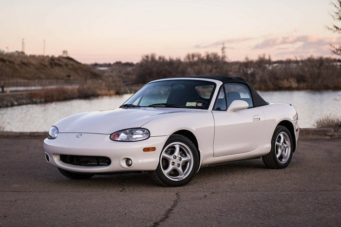 Diagramas Eléctricos Mazda MX-5 2000 – Bandas de Tiempo y Distribución