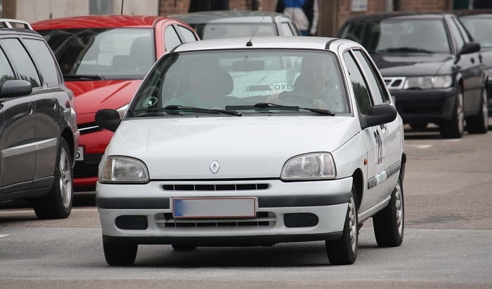 Diagramas Eléctricos Renault Clio ll 1998 – Bandas de Tiempo y Distribución