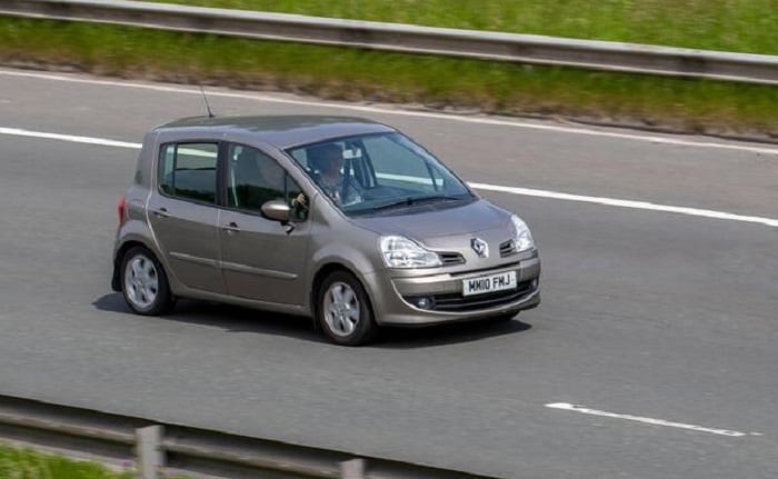 Diagramas Eléctricos Renault Modus ll 2014 – Bandas de Tiempo y Distribución