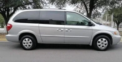 Descargar Manual Chrysler Town & Country 2002 de Reparación PDF GRATIS