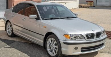 Descargar Manual PDF BMW 330xi 2003 de Reparación DESCARGA GRATIS