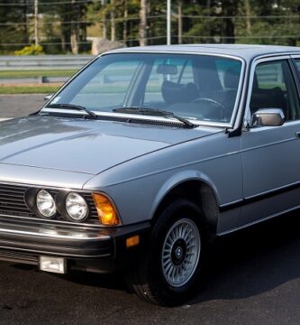 Descargar Manual PDF BMW 725 1978 de Reparación DESCARGA GRATIS