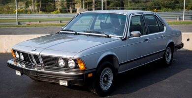 Descargar Manual PDF BMW 725 1978 de Reparación DESCARGA GRATIS